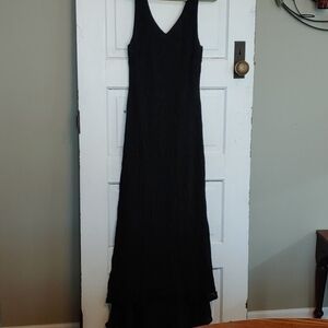 Ann Taylor Black Lined Sleeveless V- Neck Full Length Overlay Dress Size 1